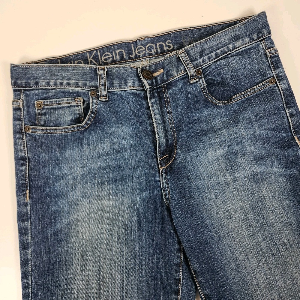 Womens Calvin Klein Jeans Mid Rise Boot Cut Size 30/10 Medium Wash Hemmed to 28" - Picture 4 of 13